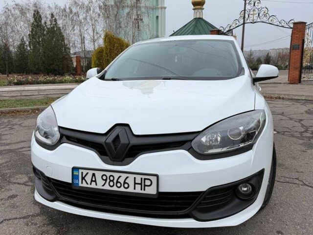 Белый Рено Меган, объемом двигателя 1.5 л и пробегом 239 тыс. км за 6450 $, фото 1 на Automoto.ua