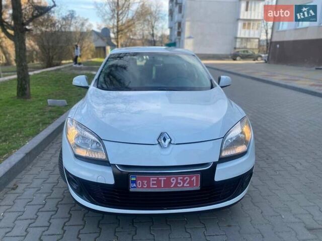 Білий Рено Меган, об'ємом двигуна 1.5 л та пробігом 205 тис. км за 6900 $, фото 8 на Automoto.ua