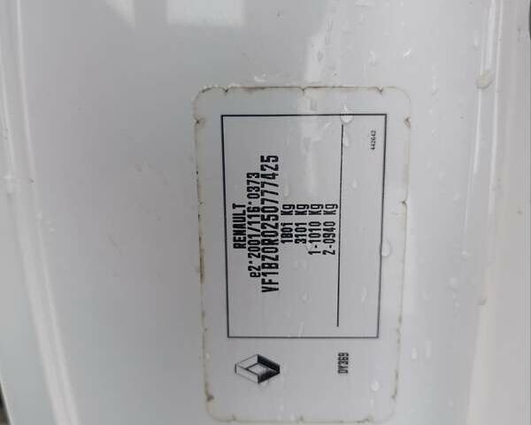 Белый Рено Меган, объемом двигателя 1.5 л и пробегом 228 тыс. км за 8500 $, фото 27 на Automoto.ua