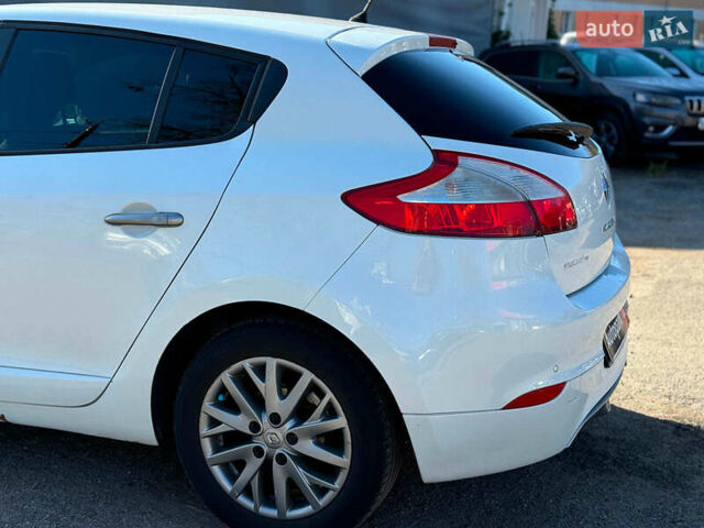 Белый Рено Меган, объемом двигателя 1.5 л и пробегом 184 тыс. км за 7790 $, фото 8 на Automoto.ua