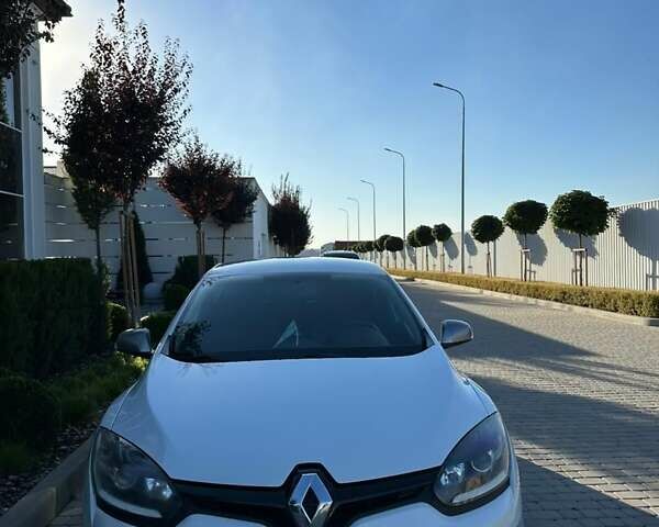 Белый Рено Меган, объемом двигателя 1.46 л и пробегом 182 тыс. км за 7700 $, фото 21 на Automoto.ua