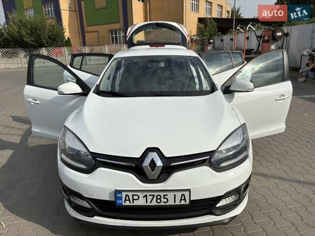 Білий Рено Меган, об'ємом двигуна 1.5 л та пробігом 119 тис. км за 7500 $, фото 2 на Automoto.ua