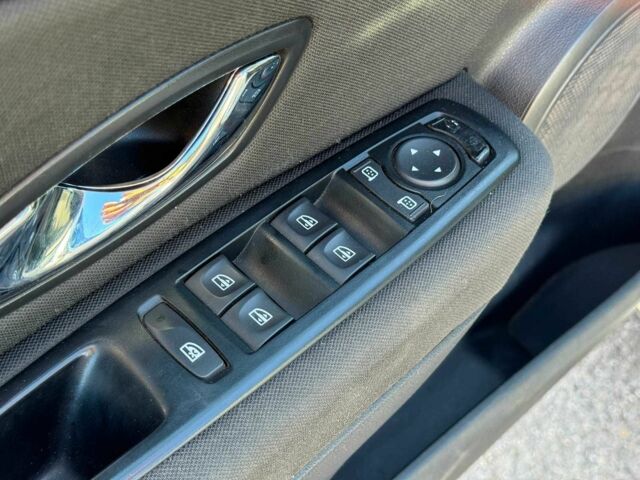 Білий Рено Меган, об'ємом двигуна 1.5 л та пробігом 184 тис. км за 6940 $, фото 12 на Automoto.ua