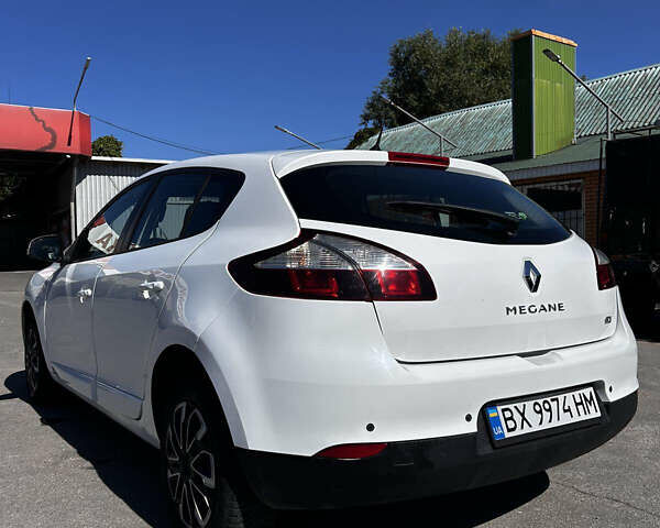 Білий Рено Меган, об'ємом двигуна 1.46 л та пробігом 290 тис. км за 6700 $, фото 3 на Automoto.ua