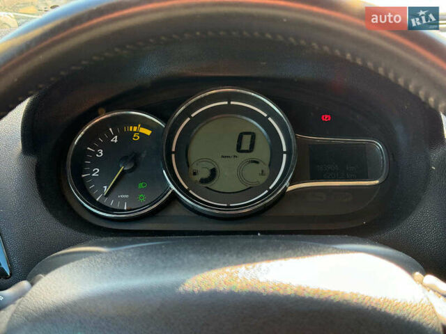 Белый Рено Меган, объемом двигателя 1.5 л и пробегом 184 тыс. км за 7790 $, фото 25 на Automoto.ua