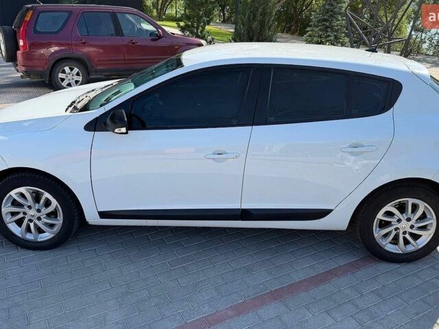 Білий Рено Меган, об'ємом двигуна 1.5 л та пробігом 215 тис. км за 8100 $, фото 4 на Automoto.ua
