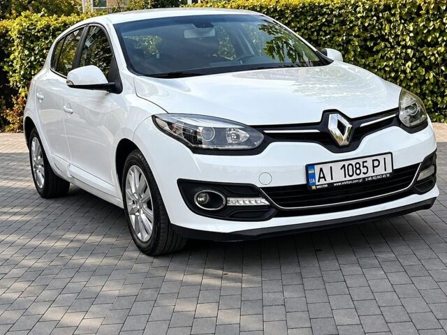 Білий Рено Меган, об'ємом двигуна 1.46 л та пробігом 242 тис. км за 6900 $, фото 2 на Automoto.ua