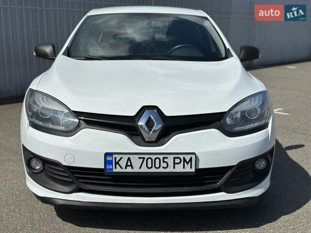 Білий Рено Меган, об'ємом двигуна 1.46 л та пробігом 199 тис. км за 8000 $, фото 6 на Automoto.ua