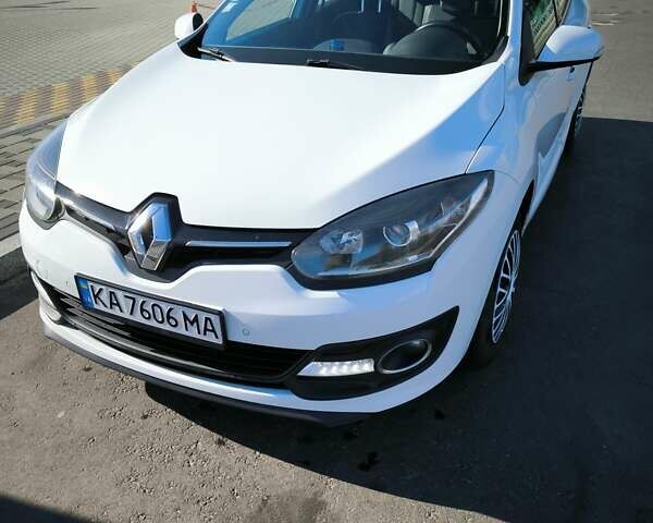 Белый Рено Меган, объемом двигателя 1.46 л и пробегом 161 тыс. км за 9000 $, фото 12 на Automoto.ua