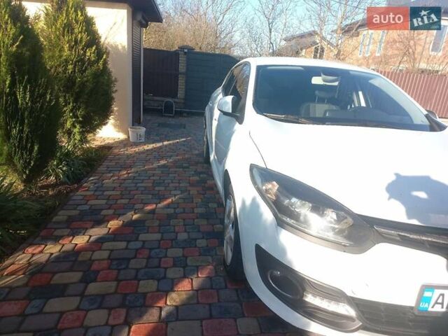 Белый Рено Меган, объемом двигателя 1.46 л и пробегом 208 тыс. км за 9500 $, фото 21 на Automoto.ua
