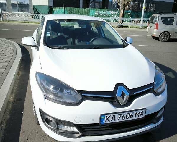 Белый Рено Меган, объемом двигателя 1.46 л и пробегом 161 тыс. км за 9000 $, фото 45 на Automoto.ua