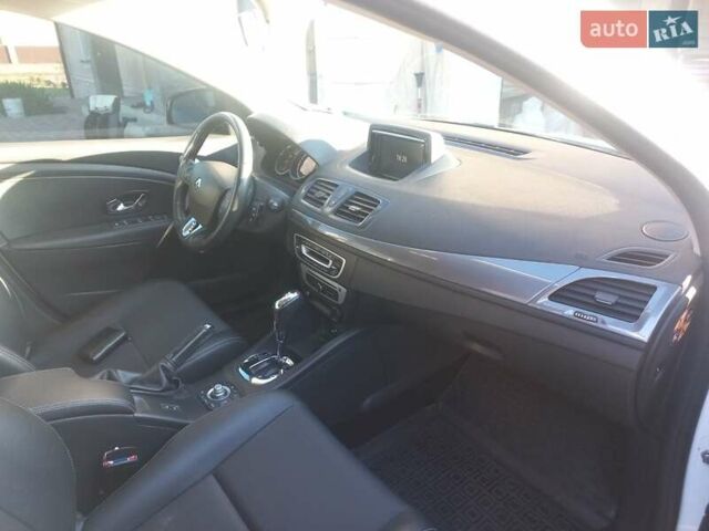 Белый Рено Меган, объемом двигателя 1.46 л и пробегом 208 тыс. км за 9500 $, фото 16 на Automoto.ua