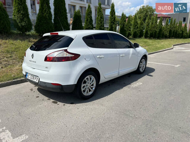 Білий Рено Меган, об'ємом двигуна 1.46 л та пробігом 229 тис. км за 8600 $, фото 2 на Automoto.ua