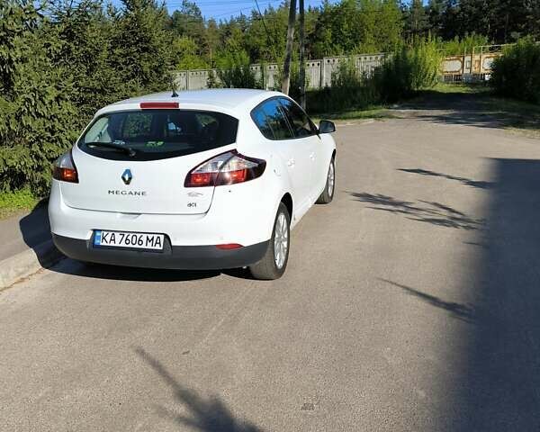Белый Рено Меган, объемом двигателя 1.46 л и пробегом 161 тыс. км за 9000 $, фото 7 на Automoto.ua