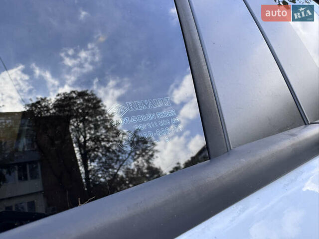 Білий Рено Меган, об'ємом двигуна 1.46 л та пробігом 158 тис. км за 8400 $, фото 43 на Automoto.ua