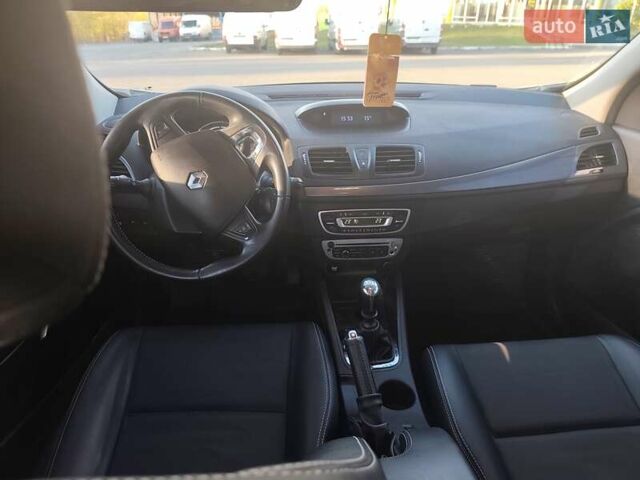 Білий Рено Меган, об'ємом двигуна 1.46 л та пробігом 188 тис. км за 9600 $, фото 14 на Automoto.ua