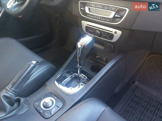 Белый Рено Меган, объемом двигателя 1.46 л и пробегом 208 тыс. км за 9500 $, фото 18 на Automoto.ua