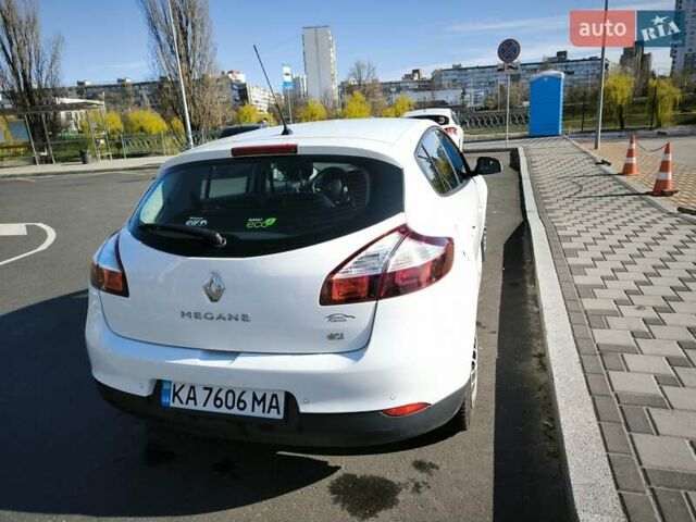 Белый Рено Меган, объемом двигателя 1.46 л и пробегом 161 тыс. км за 9000 $, фото 46 на Automoto.ua