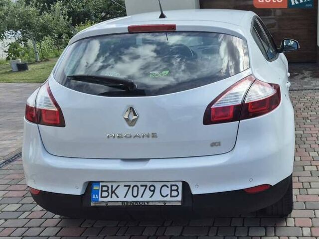 Белый Рено Меган, объемом двигателя 1.46 л и пробегом 203 тыс. км за 9500 $, фото 25 на Automoto.ua