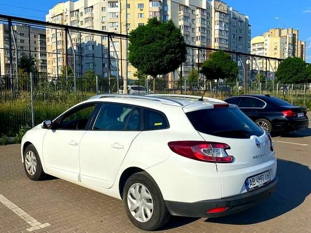 Білий Рено Меган, об'ємом двигуна 1.5 л та пробігом 215 тис. км за 8800 $, фото 4 на Automoto.ua