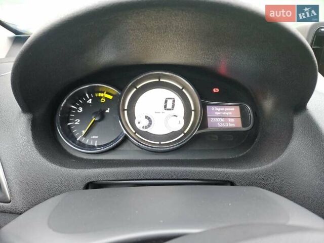 Білий Рено Меган, об'ємом двигуна 1.46 л та пробігом 233 тис. км за 8300 $, фото 15 на Automoto.ua