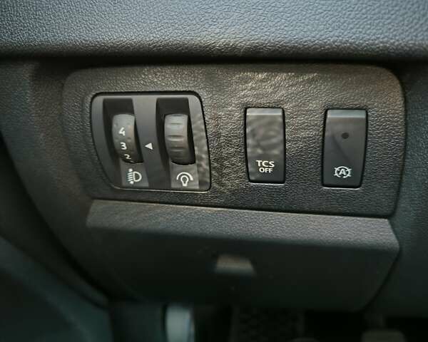 Белый Рено Меган, объемом двигателя 1.46 л и пробегом 161 тыс. км за 9000 $, фото 17 на Automoto.ua