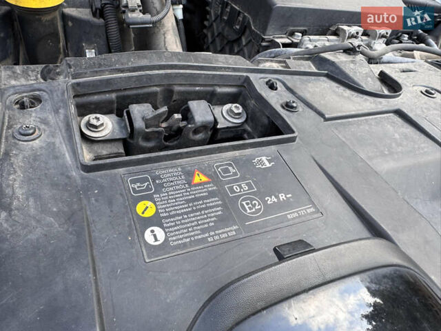 Білий Рено Меган, об'ємом двигуна 1.46 л та пробігом 158 тис. км за 8400 $, фото 52 на Automoto.ua