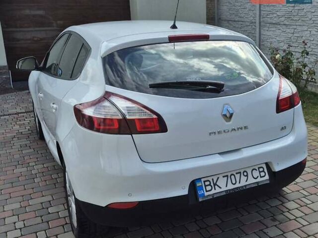 Белый Рено Меган, объемом двигателя 1.46 л и пробегом 203 тыс. км за 9500 $, фото 22 на Automoto.ua