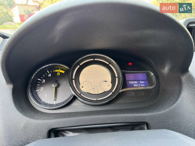 Білий Рено Меган, об'ємом двигуна 1.46 л та пробігом 158 тис. км за 8400 $, фото 13 на Automoto.ua