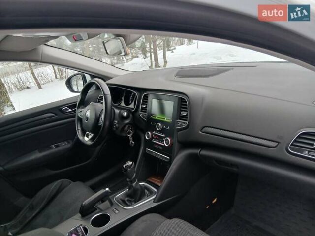 Білий Рено Меган, об'ємом двигуна 1.5 л та пробігом 236 тис. км за 10700 $, фото 3 на Automoto.ua