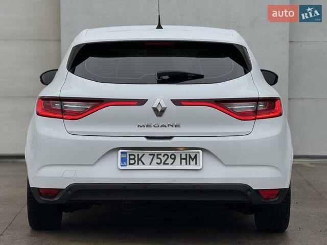 Белый Рено Меган, объемом двигателя 1.46 л и пробегом 195 тыс. км за 9950 $, фото 21 на Automoto.ua