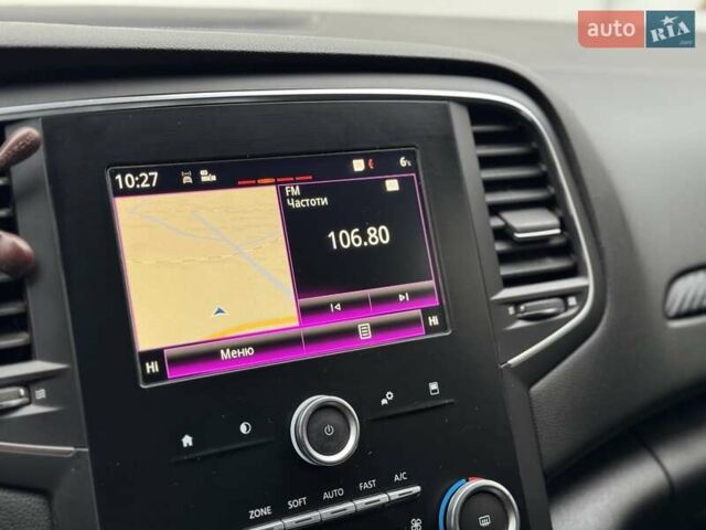 Белый Рено Меган, объемом двигателя 1.46 л и пробегом 195 тыс. км за 9950 $, фото 47 на Automoto.ua