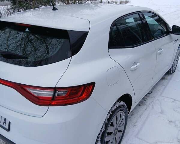 Білий Рено Меган, об'ємом двигуна 1.5 л та пробігом 236 тис. км за 10700 $, фото 6 на Automoto.ua