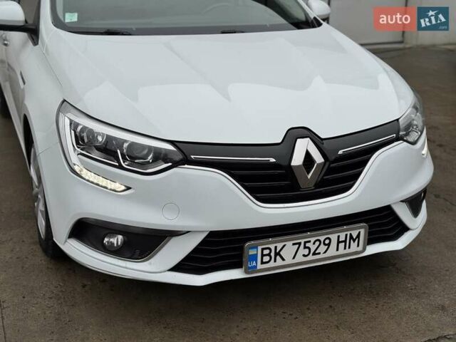 Белый Рено Меган, объемом двигателя 1.46 л и пробегом 195 тыс. км за 9950 $, фото 20 на Automoto.ua