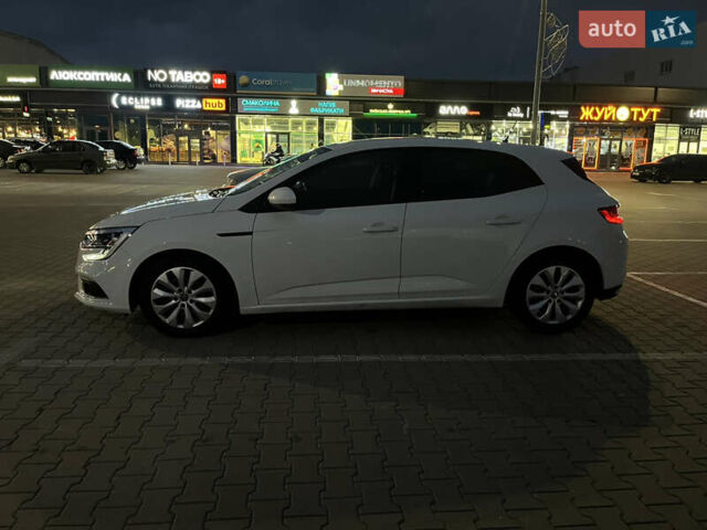 Білий Рено Меган, об'ємом двигуна 1.46 л та пробігом 226 тис. км за 11000 $, фото 2 на Automoto.ua