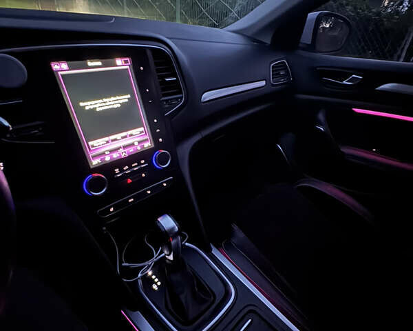 Білий Рено Меган, об'ємом двигуна 1.46 л та пробігом 91 тис. км за 13400 $, фото 8 на Automoto.ua