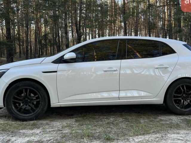 Білий Рено Меган, об'ємом двигуна 1.5 л та пробігом 213 тис. км за 11390 $, фото 3 на Automoto.ua