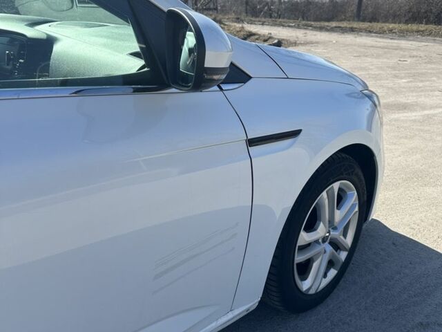 Белый Рено Меган, объемом двигателя 1.5 л и пробегом 239 тыс. км за 9600 $, фото 6 на Automoto.ua