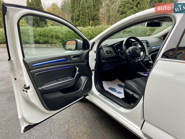 Белый Рено Меган, объемом двигателя 1.5 л и пробегом 151 тыс. км за 15650 $, фото 38 на Automoto.ua