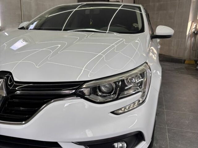 Білий Рено Меган, об'ємом двигуна 1.5 л та пробігом 224 тис. км за 9500 $, фото 3 на Automoto.ua