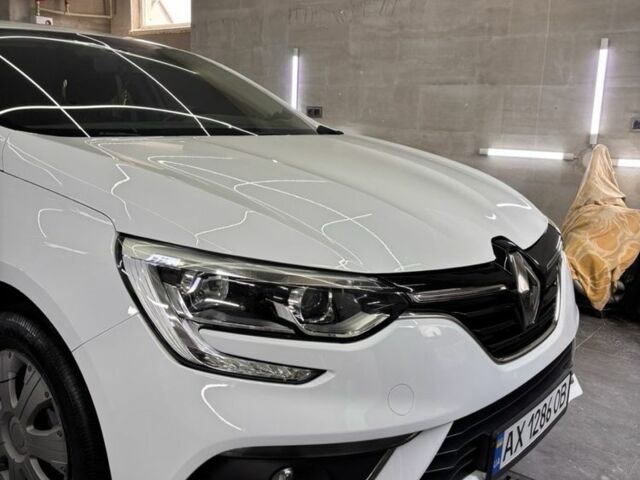 Білий Рено Меган, об'ємом двигуна 1.5 л та пробігом 224 тис. км за 9500 $, фото 1 на Automoto.ua