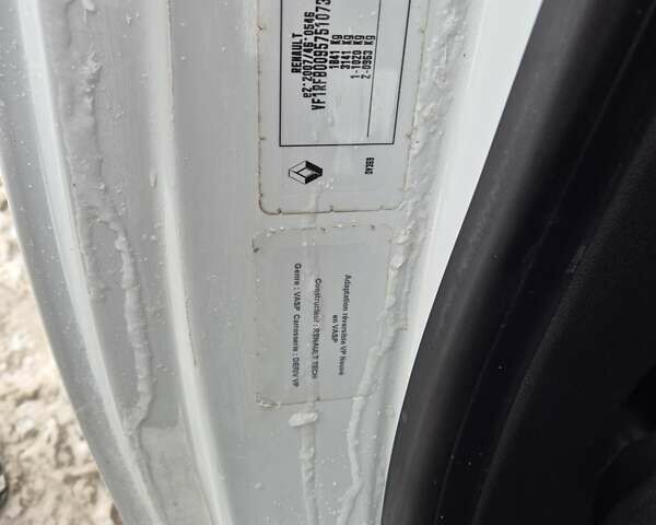 Білий Рено Меган, об'ємом двигуна 1.46 л та пробігом 309 тис. км за 11700 $, фото 26 на Automoto.ua