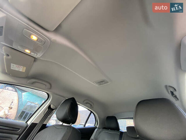 Белый Рено Меган, объемом двигателя 1.5 л и пробегом 207 тыс. км за 10850 $, фото 24 на Automoto.ua