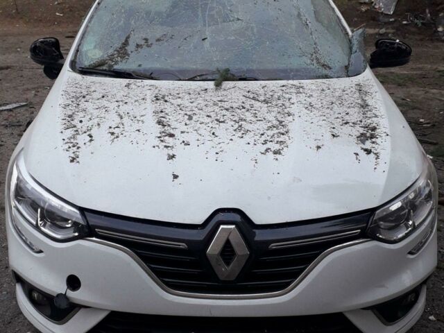 Білий Рено Меган, об'ємом двигуна 1.5 л та пробігом 142 тис. км за 5300 $, фото 2 на Automoto.ua