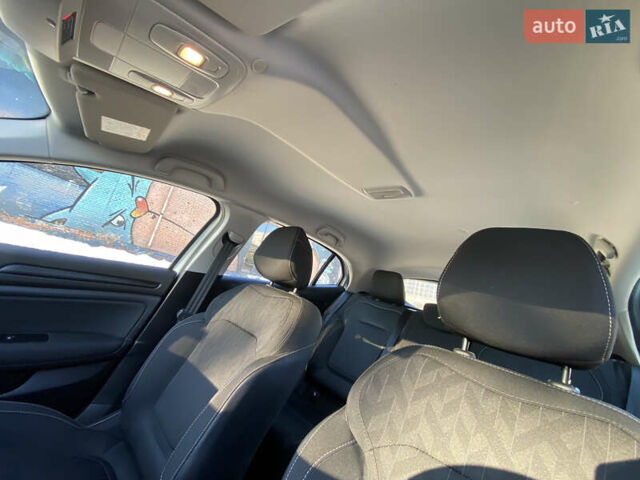 Белый Рено Меган, объемом двигателя 1.5 л и пробегом 207 тыс. км за 11850 $, фото 45 на Automoto.ua