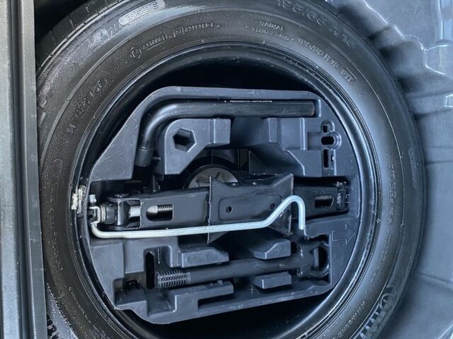 Белый Рено Меган, объемом двигателя 1.5 л и пробегом 207 тыс. км за 10850 $, фото 15 на Automoto.ua