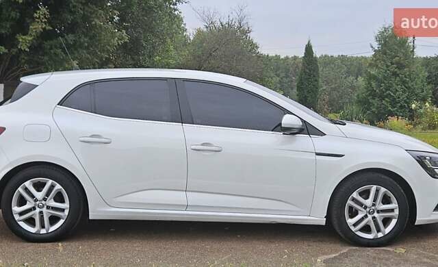 Белый Рено Меган, объемом двигателя 1.46 л и пробегом 244 тыс. км за 11500 $, фото 31 на Automoto.ua