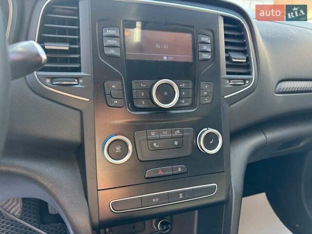 Білий Рено Меган, об'ємом двигуна 1.5 л та пробігом 221 тис. км за 10690 $, фото 19 на Automoto.ua