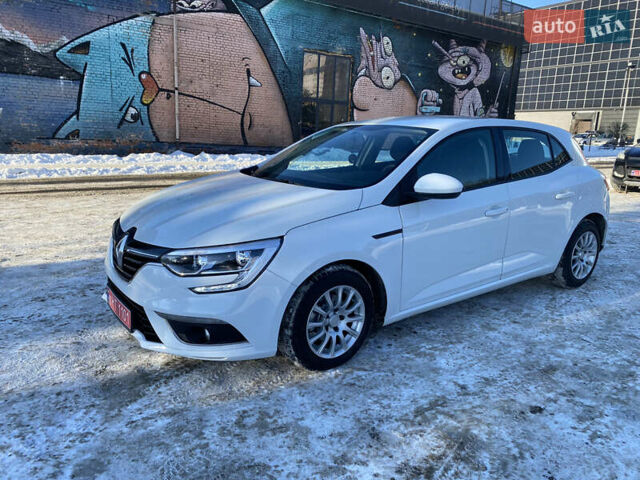 Белый Рено Меган, объемом двигателя 1.5 л и пробегом 207 тыс. км за 11850 $, фото 11 на Automoto.ua