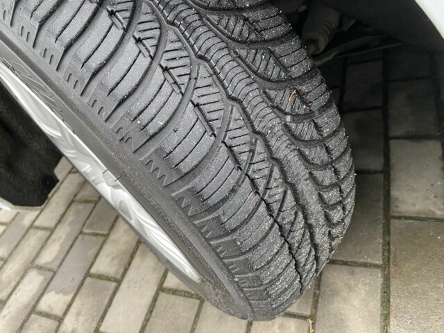 Білий Рено Меган, об'ємом двигуна 1.5 л та пробігом 207 тис. км за 10850 $, фото 18 на Automoto.ua